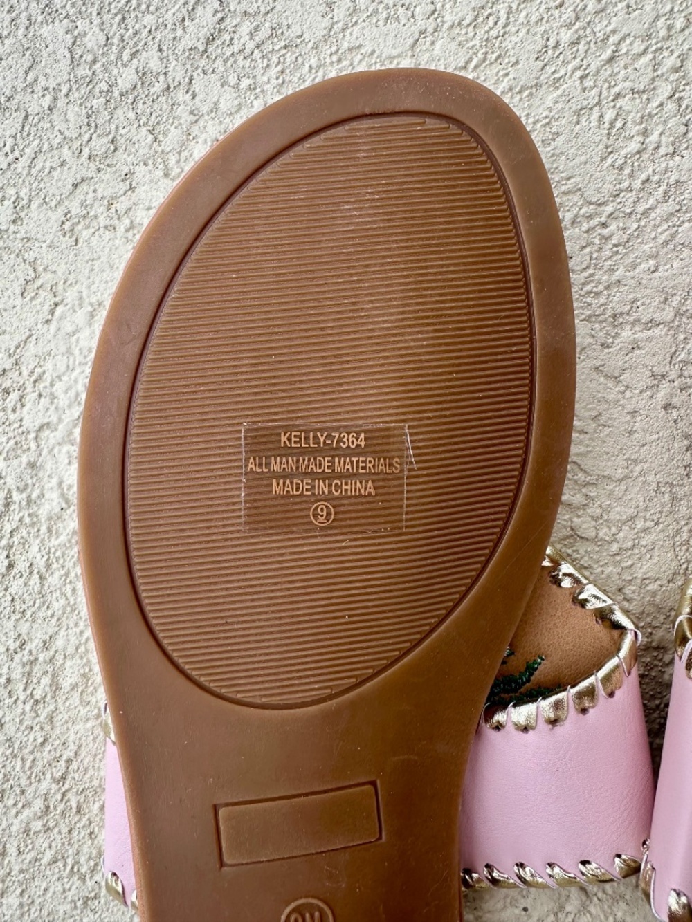 Paradise Shores Leather Embroidered Palm Tree Flip Flops, NWOT, Size 9M - Picture 4 of 5